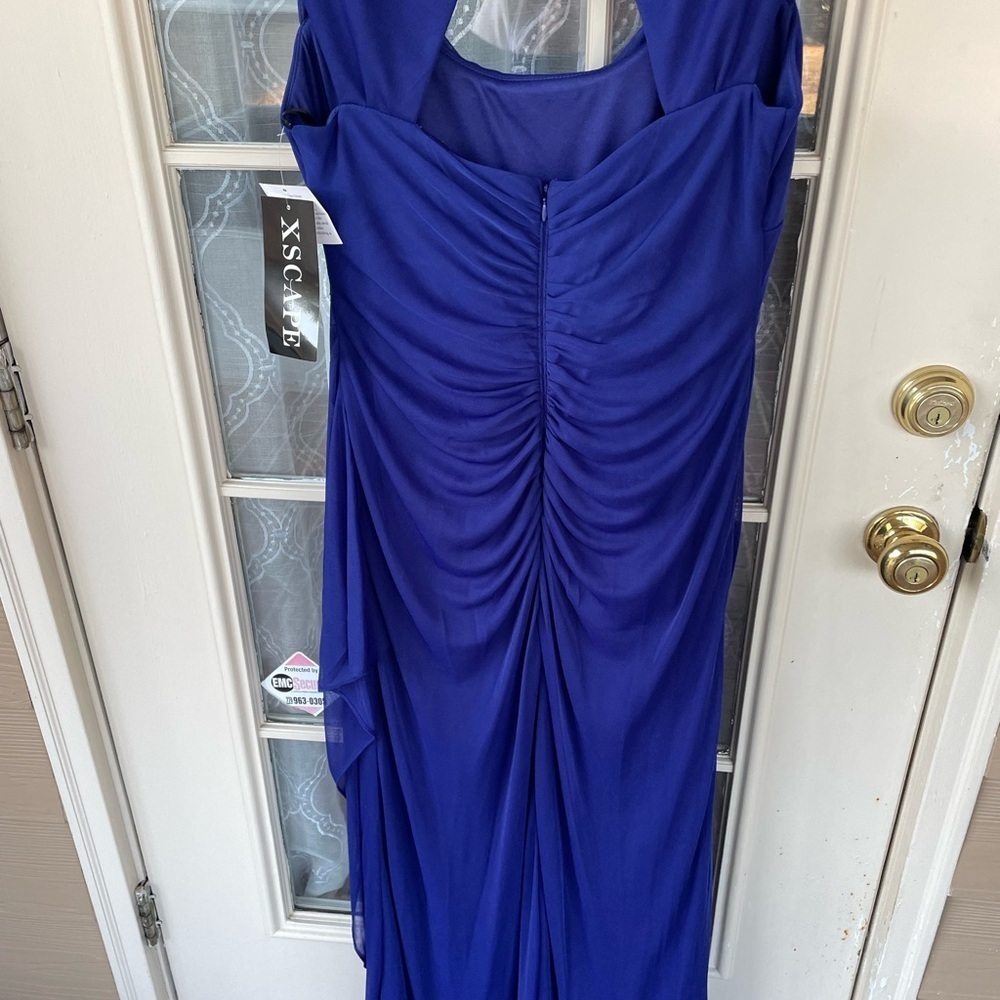 NWT XSCAPE Size 16 Royal Blue Draped Evening Gown Rhinestone Shoulder ✨💙